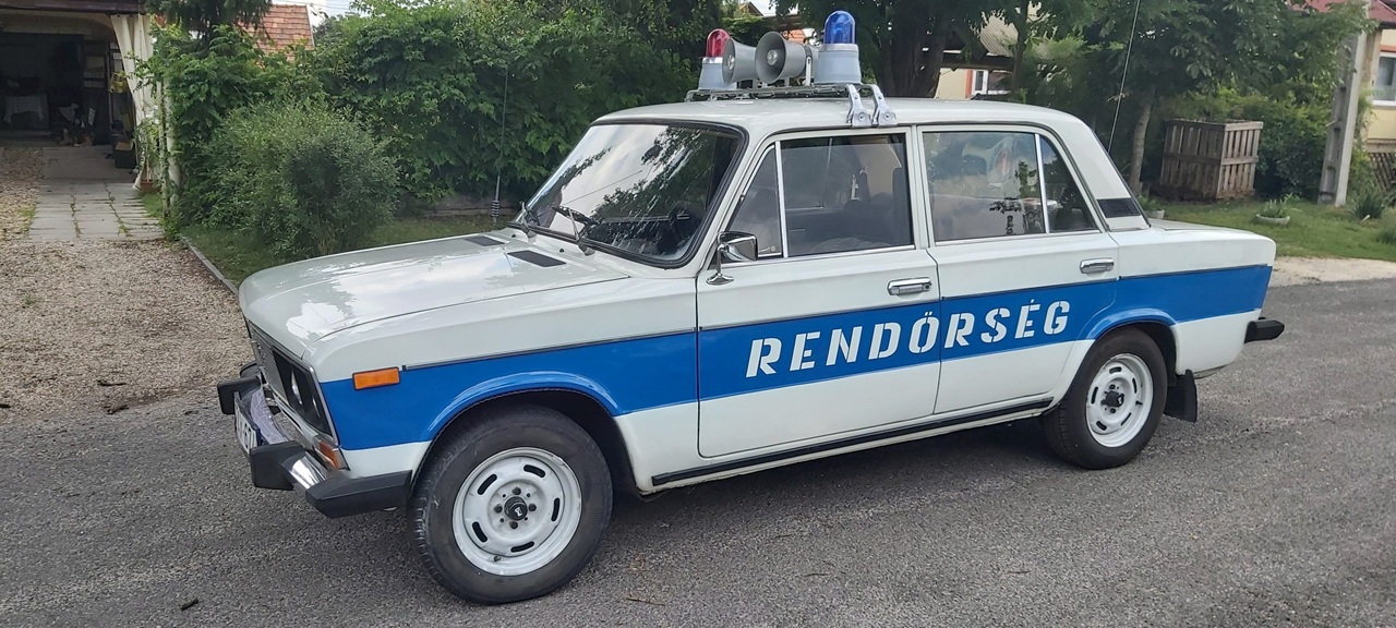Lada 2106